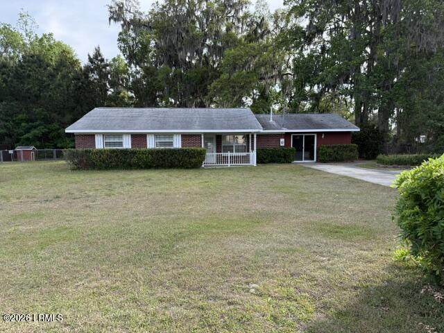 25 Savannah Highway - Photo 1