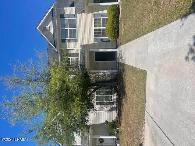17 Running Oak Drive - Photo 1