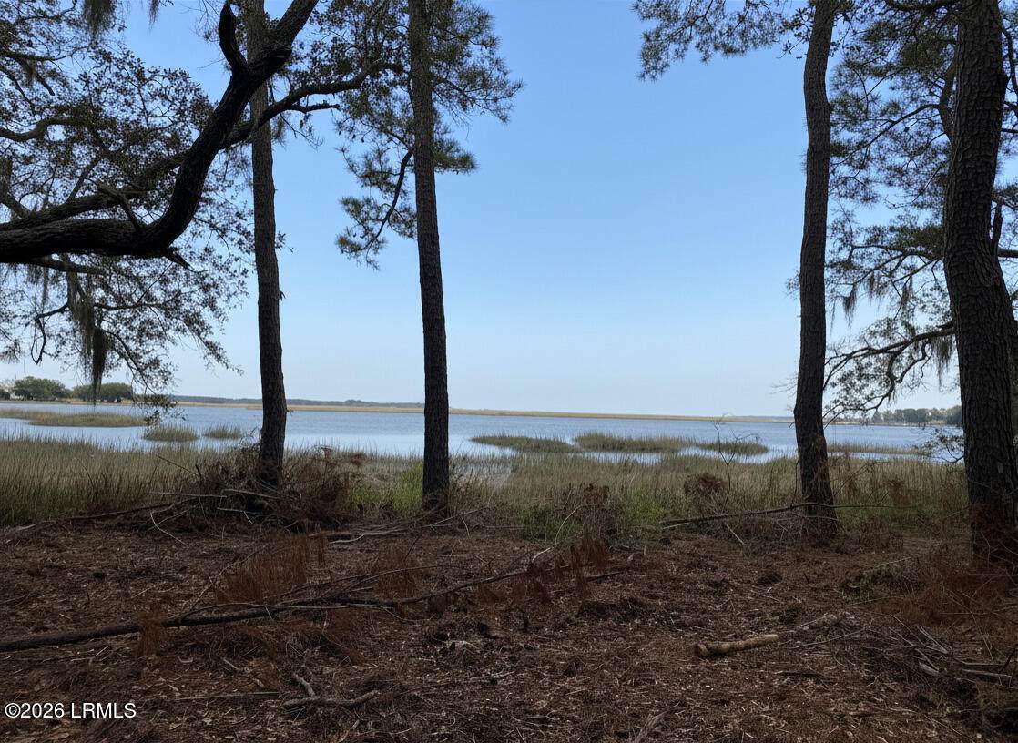 https://bt-photos.global.ssl.fastly.net/beaufortsc/orig_boomver_2_196098-2.jpg