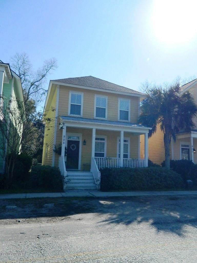 905 12th Street - Photo 1