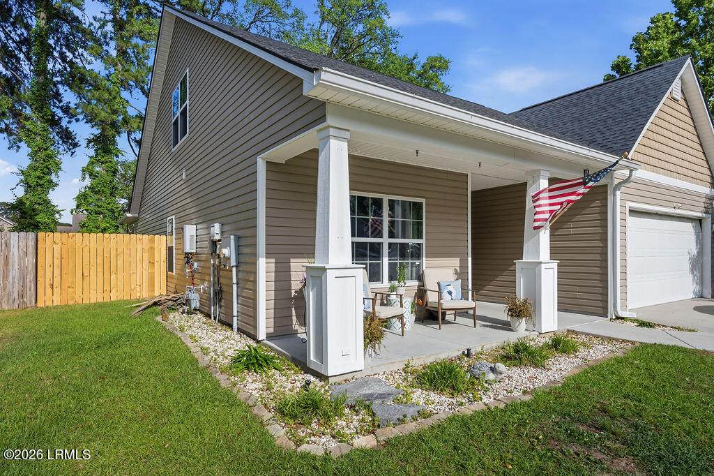 https://bt-photos.global.ssl.fastly.net/beaufortsc/orig_boomver_1_196595-2.jpg