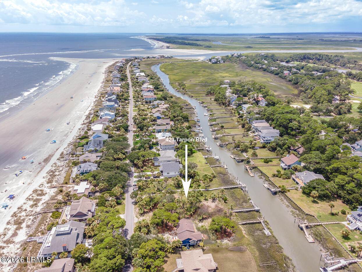 423 Tarpon Boulevard - Photo 1