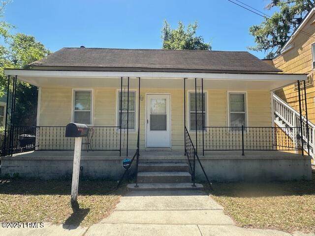 1006 Duke Street - Photo 1