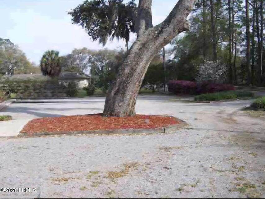 https://bt-photos.global.ssl.fastly.net/beaufortsc/orig_boomver_1_197315-2.jpg
