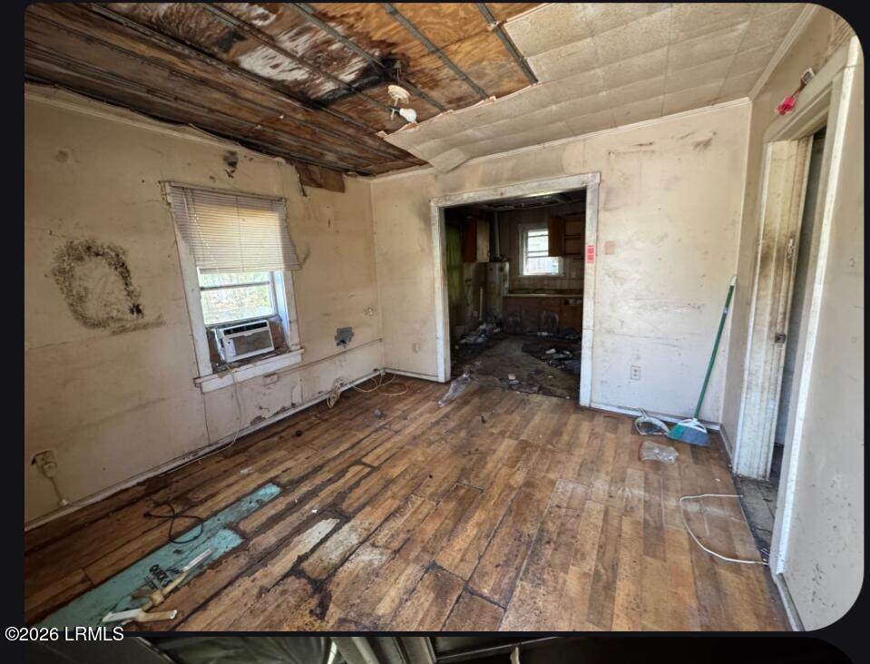 https://bt-photos.global.ssl.fastly.net/beaufortsc/orig_boomver_1_197502-2.jpg