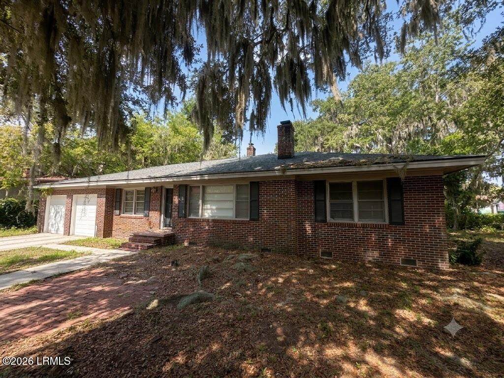 https://bt-photos.global.ssl.fastly.net/beaufortsc/orig_boomver_1_198130-2.jpg