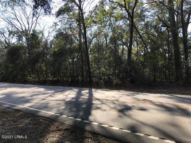 83 Middle Road - Photo 1
