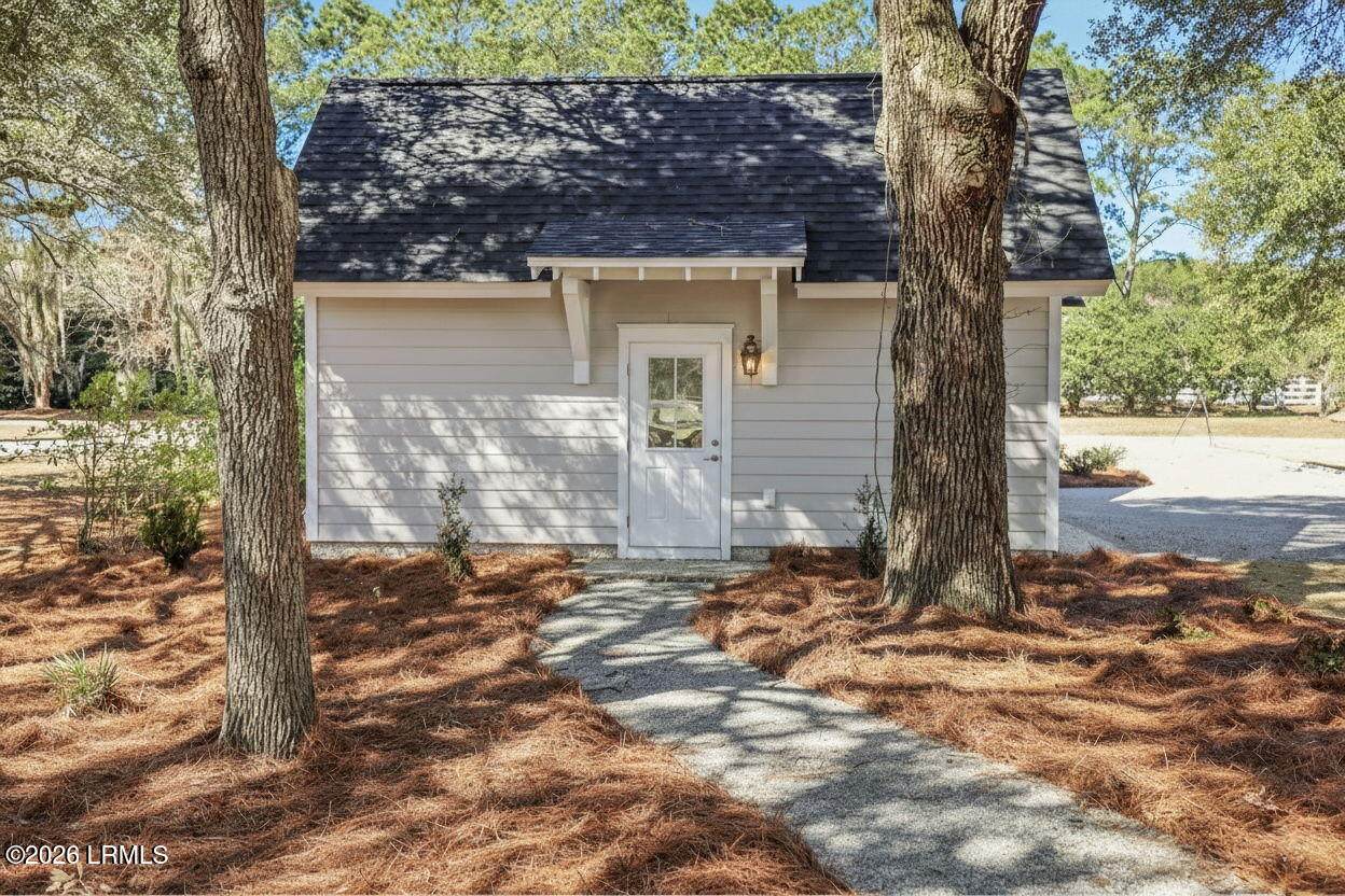 https://bt-photos.global.ssl.fastly.net/beaufortsc/1280_boomver_2_194289-2.jpg
