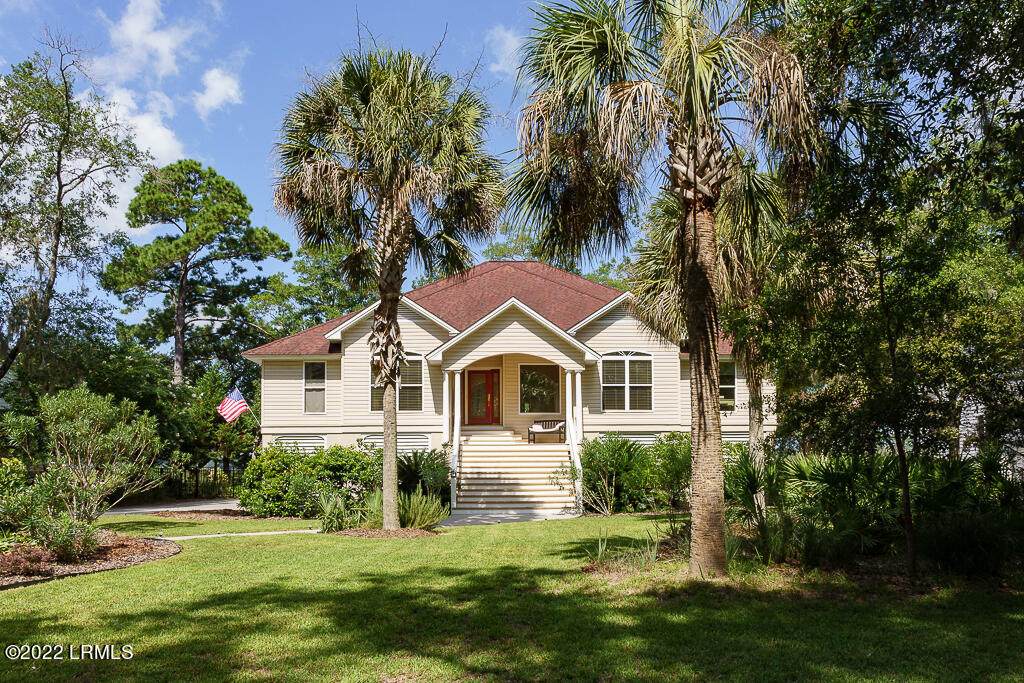 7 Tuscarora Avenue - Photo 1
