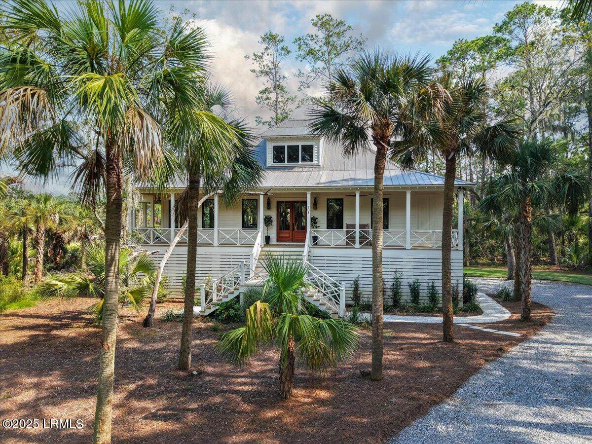 108 Winding Oak Drive - Photo 1