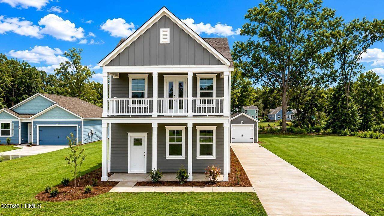 824 Castle Hill Drive - Photo 1