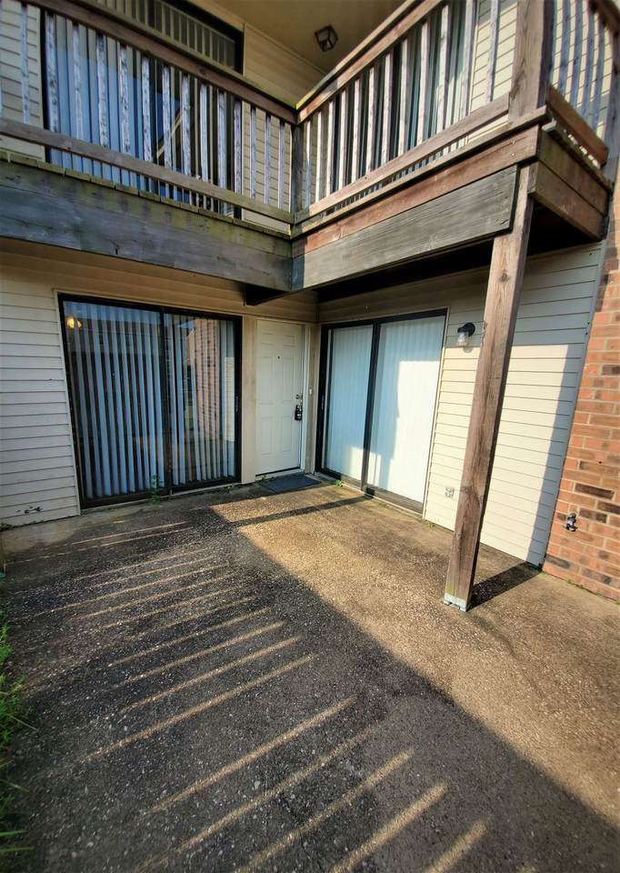 1212 Major - Photo 1