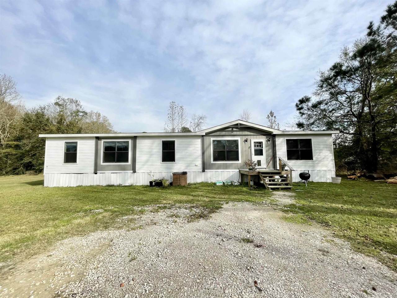 3847 Windy Ln - Photo 1