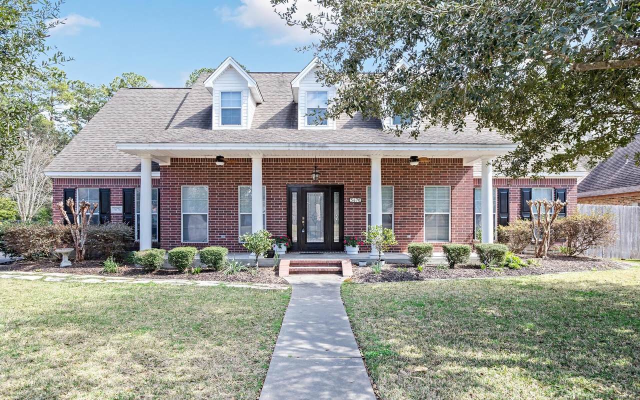 5670 Lexington Cir - Photo 1