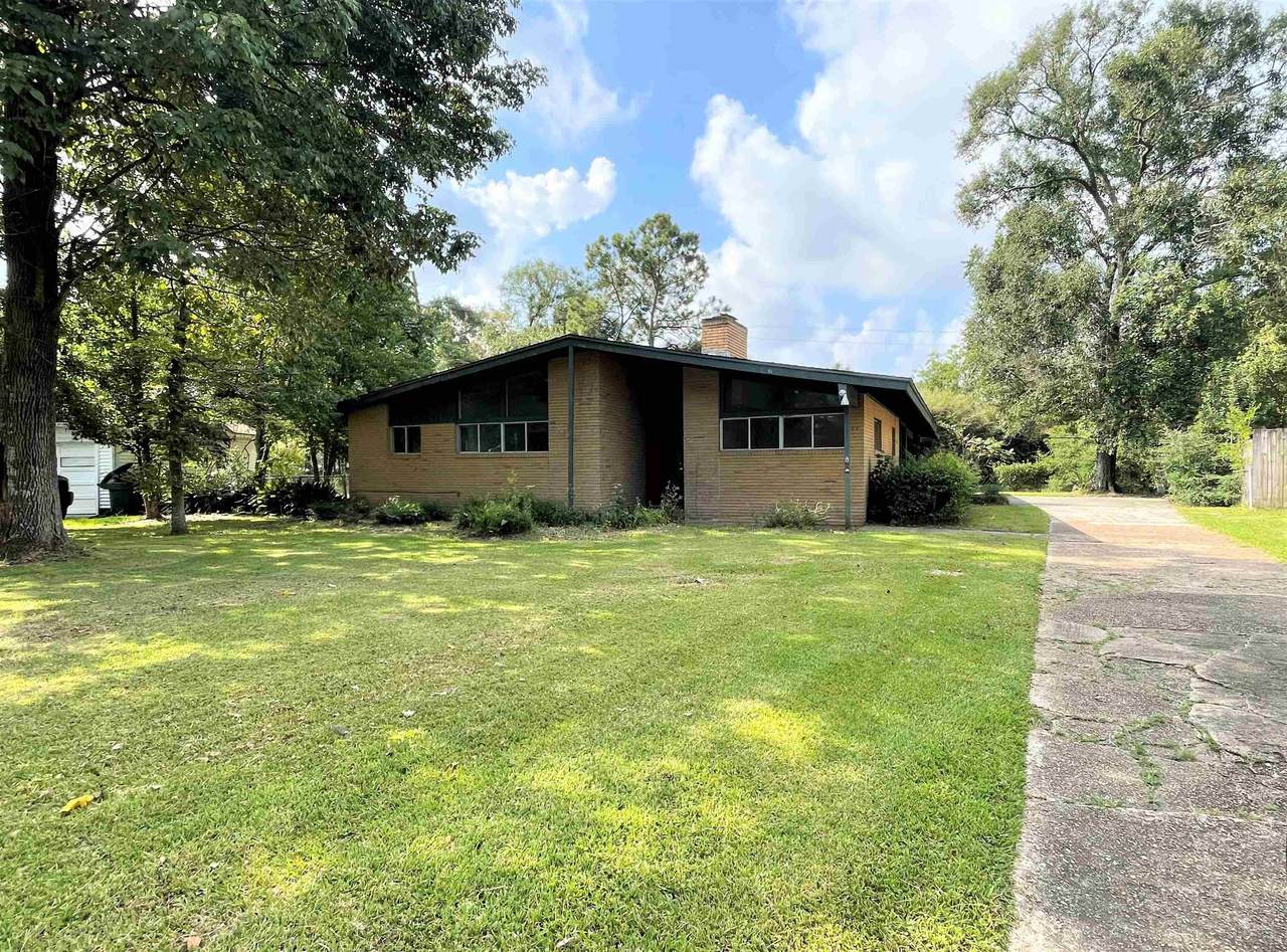 5695 Camellia Dr - Photo 1
