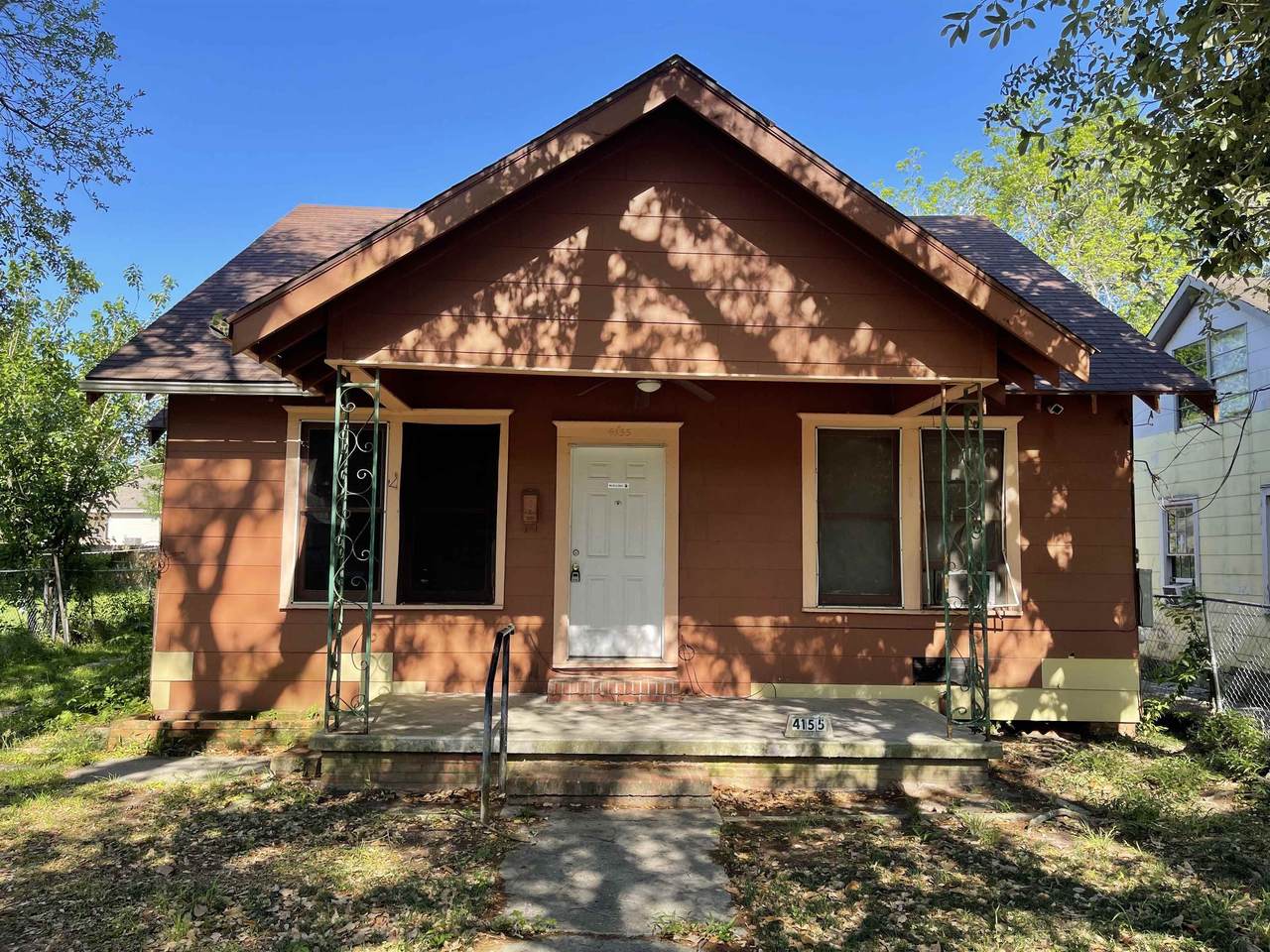 4155 Sparks St - Photo 1