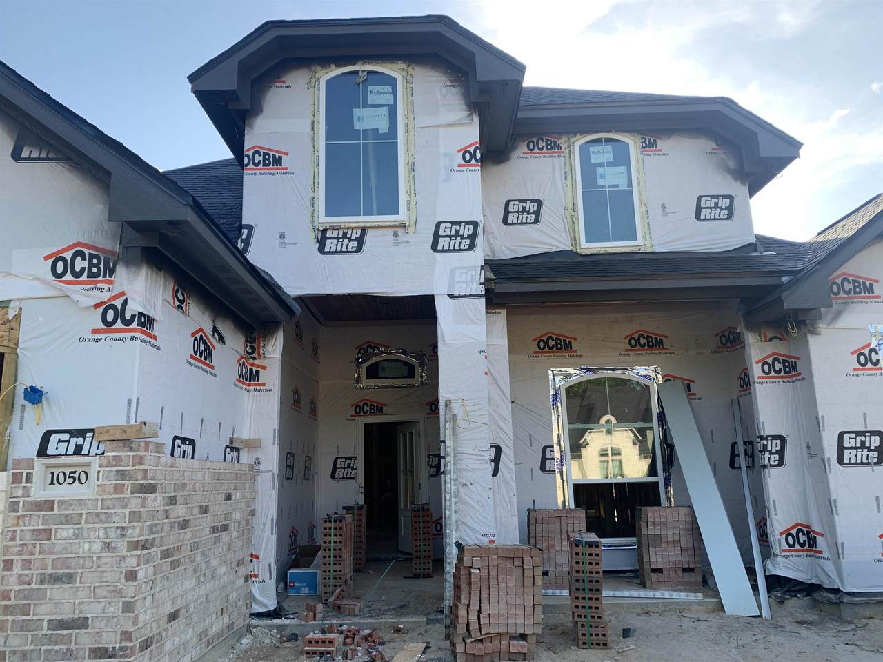 1050 Pine St - Photo 1