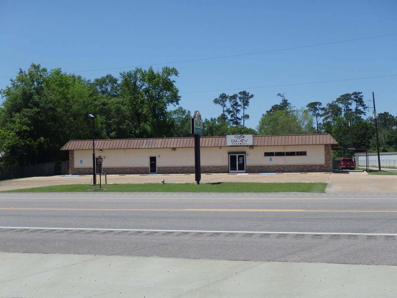10895 Hwy 12 - Photo 1