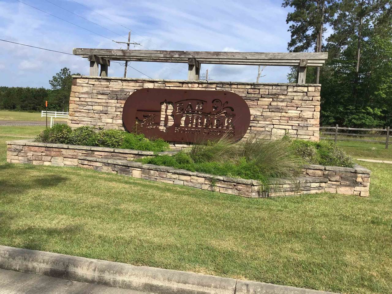 9115 Grizzly Dr - Photo 1