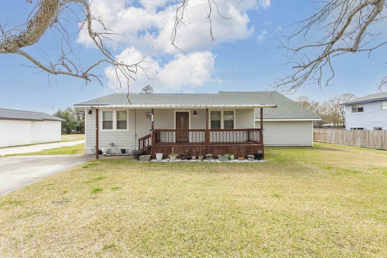 220 Bower - Photo 1
