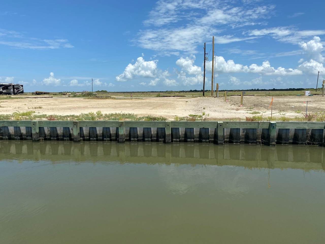 1114 Gator Point - Photo 1