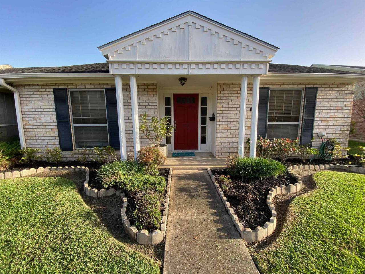 432 Longmeadow - Photo 1