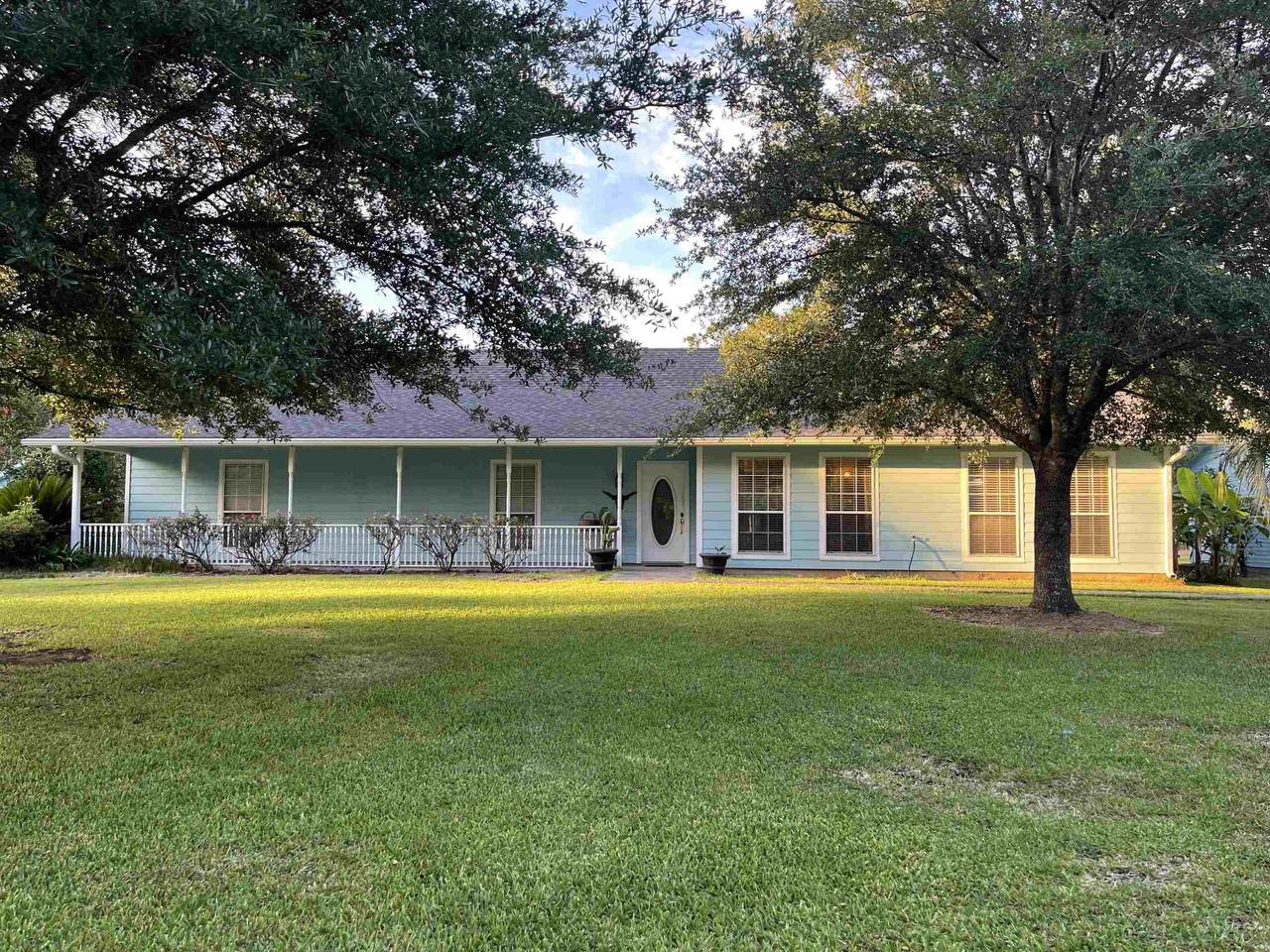 720 Creekwood St - Photo 1