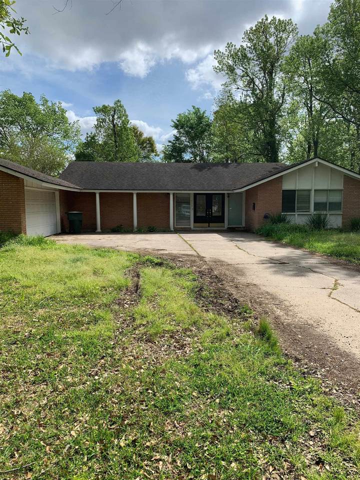 555 Munsterman - Photo 1