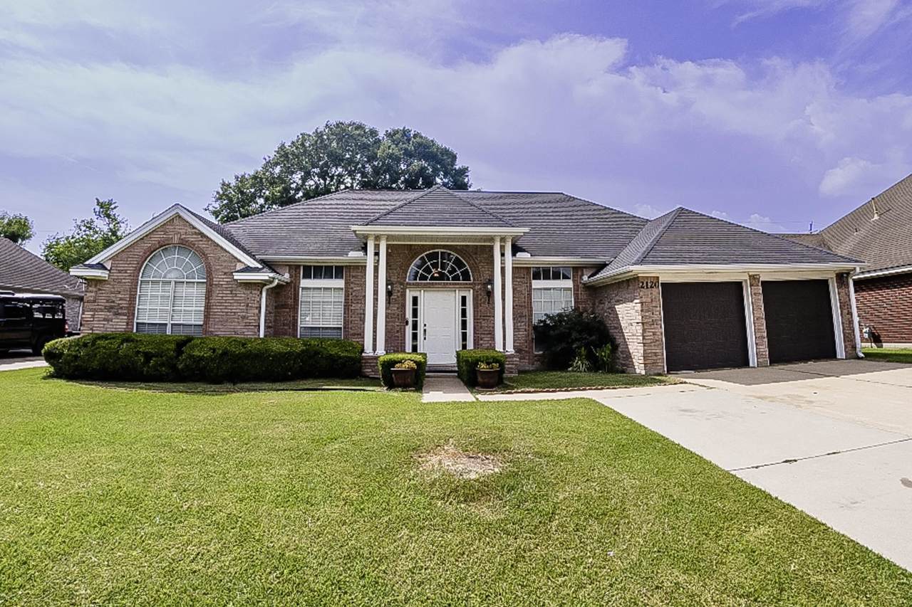 2120 Allan Court - Photo 1