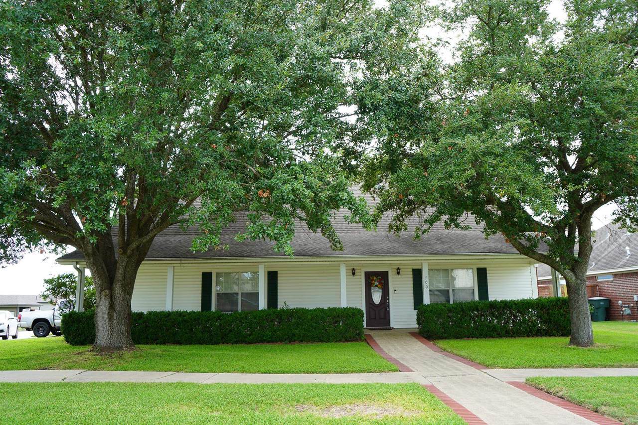 7001 Kelliwood Dr. - Photo 1