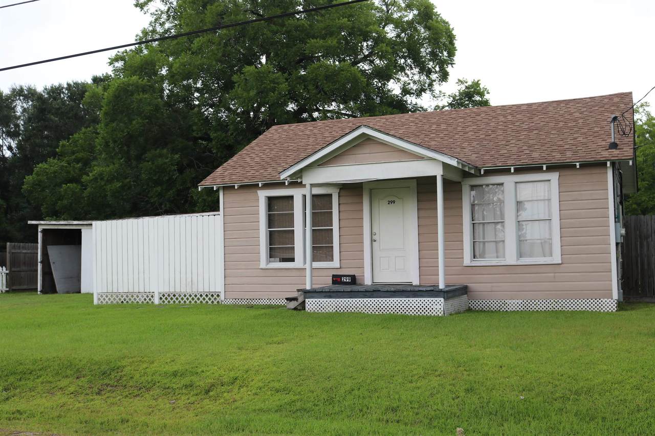 299 Thomas Rd. - Photo 1