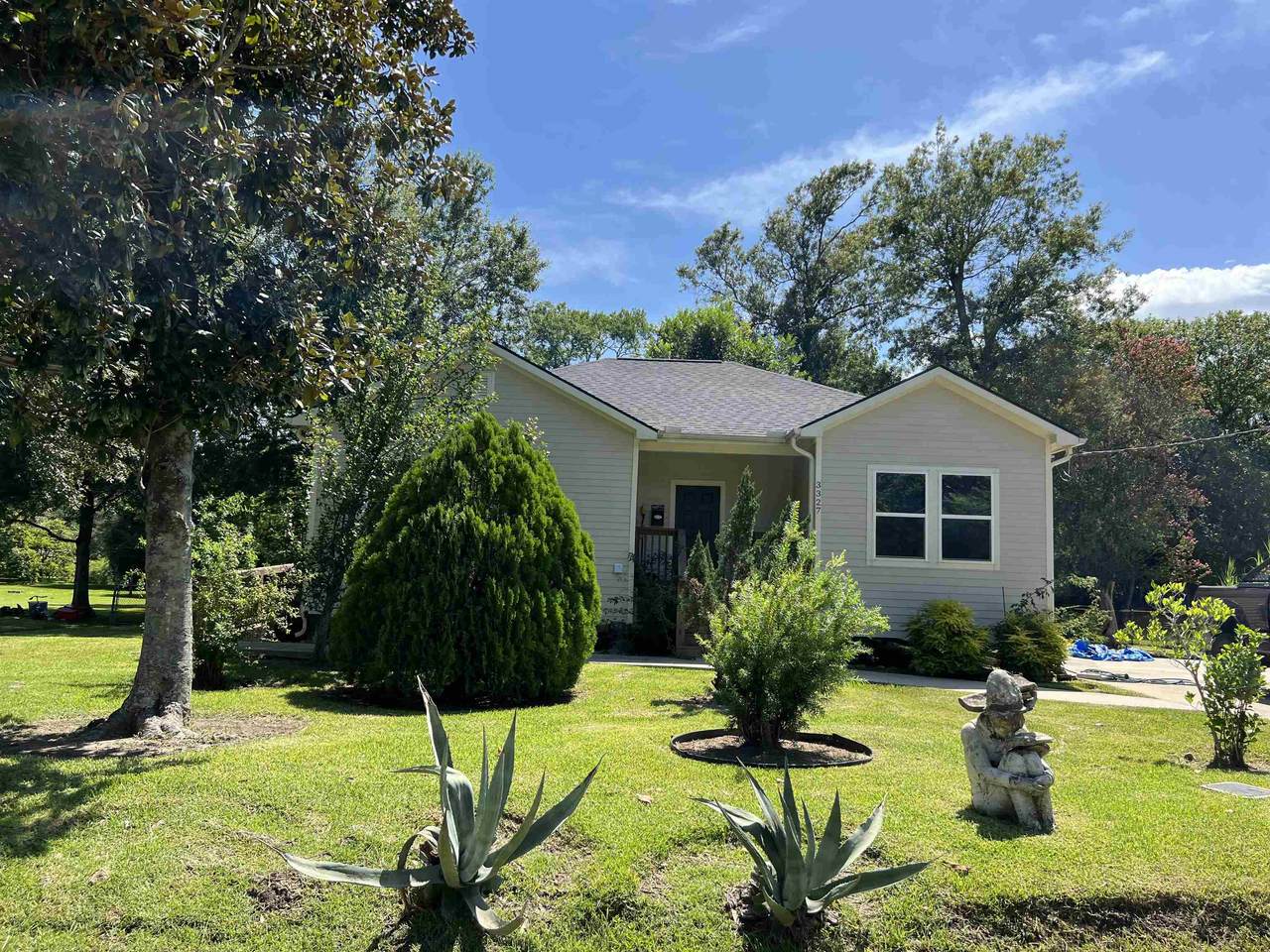 3327 Bryan Ave - Photo 1