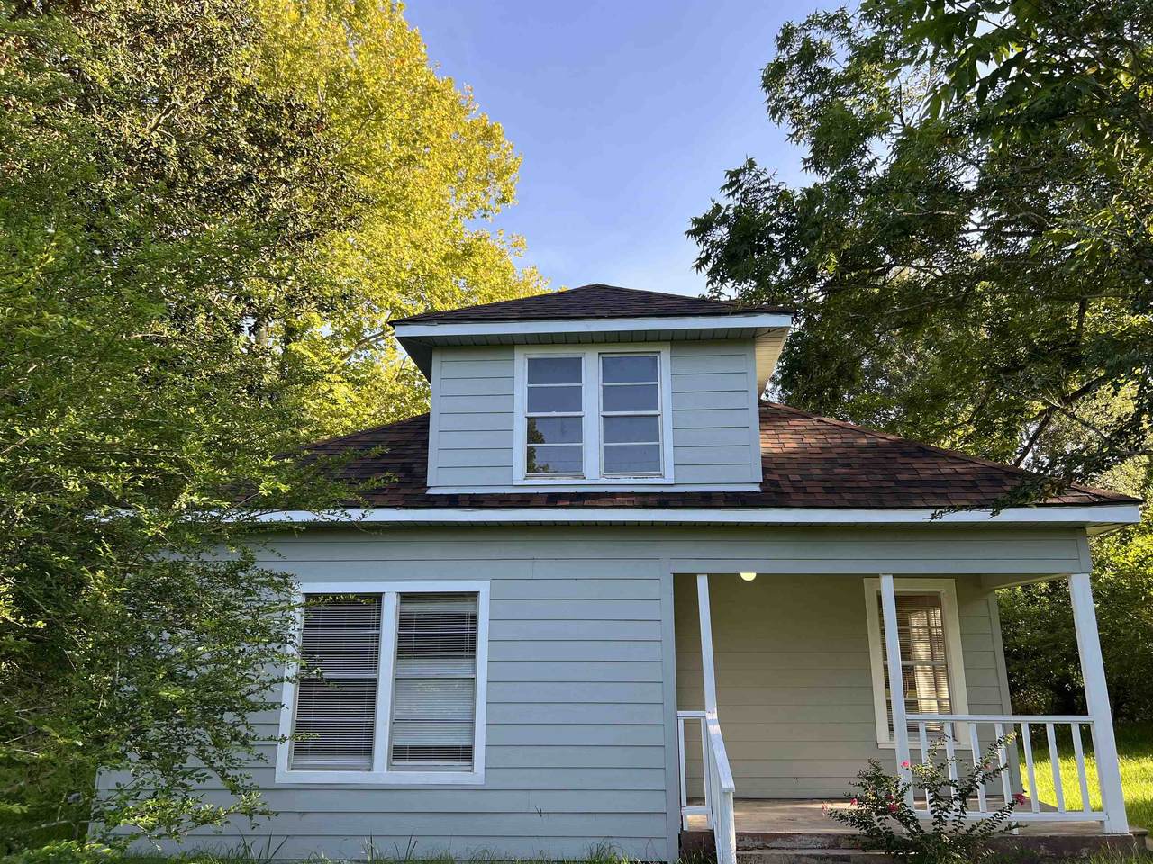 490 Oak Street - Photo 1
