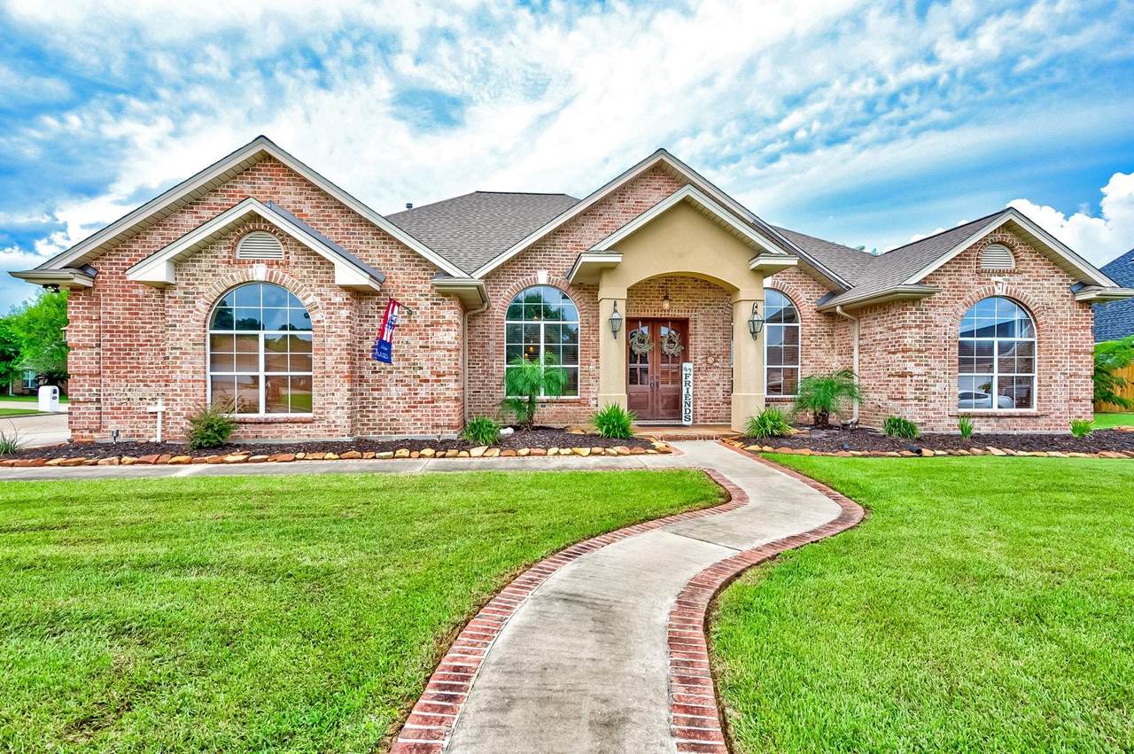 640 Winchester Dr - Photo 1