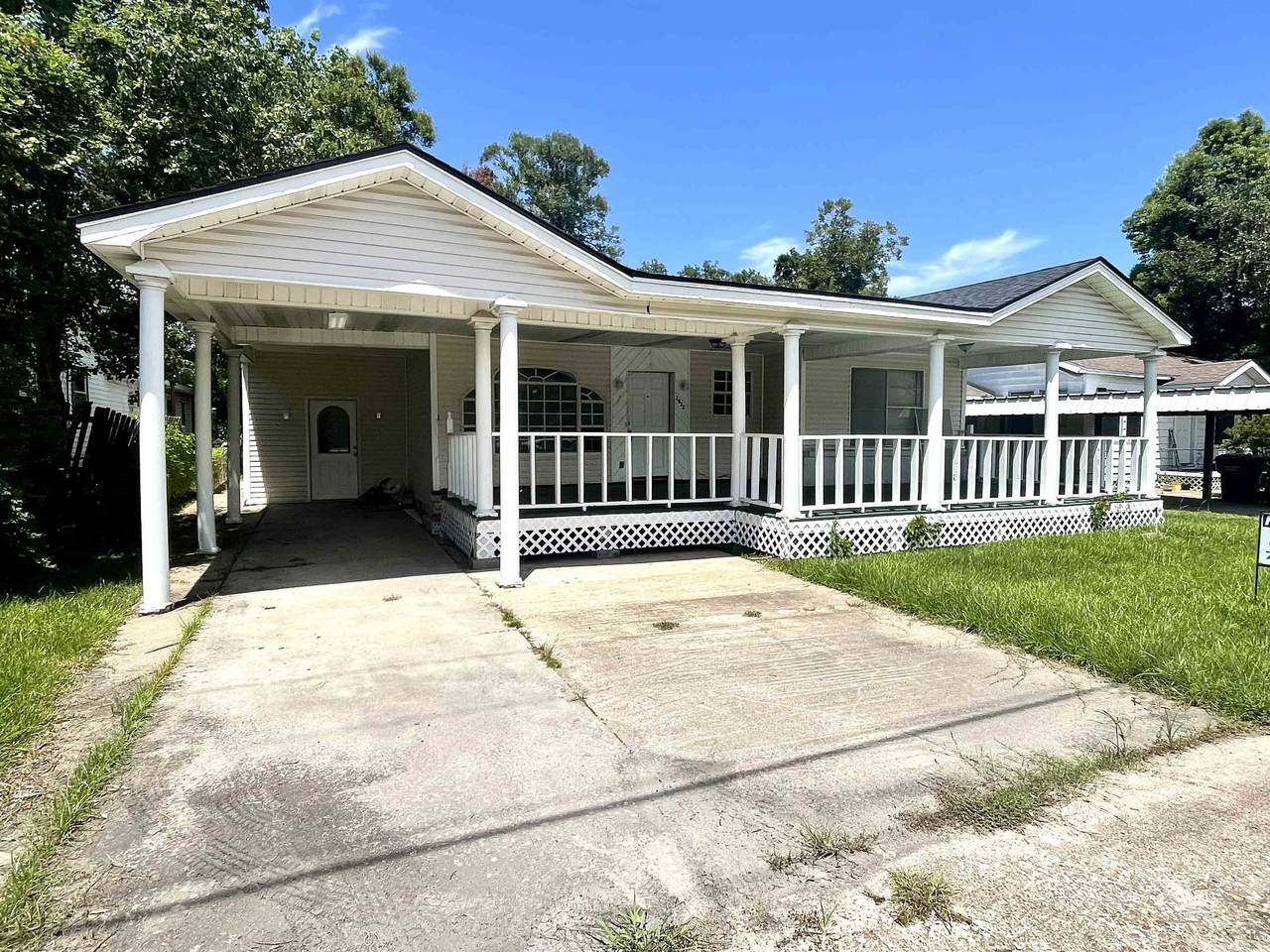 2922 Western Ave - Photo 1