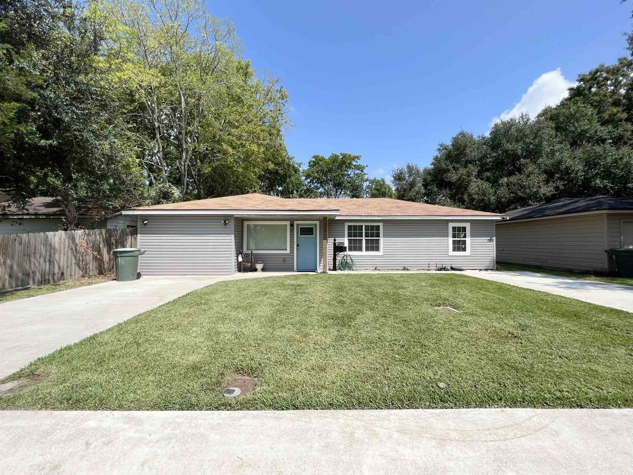 9550 Mclean St - Photo 1
