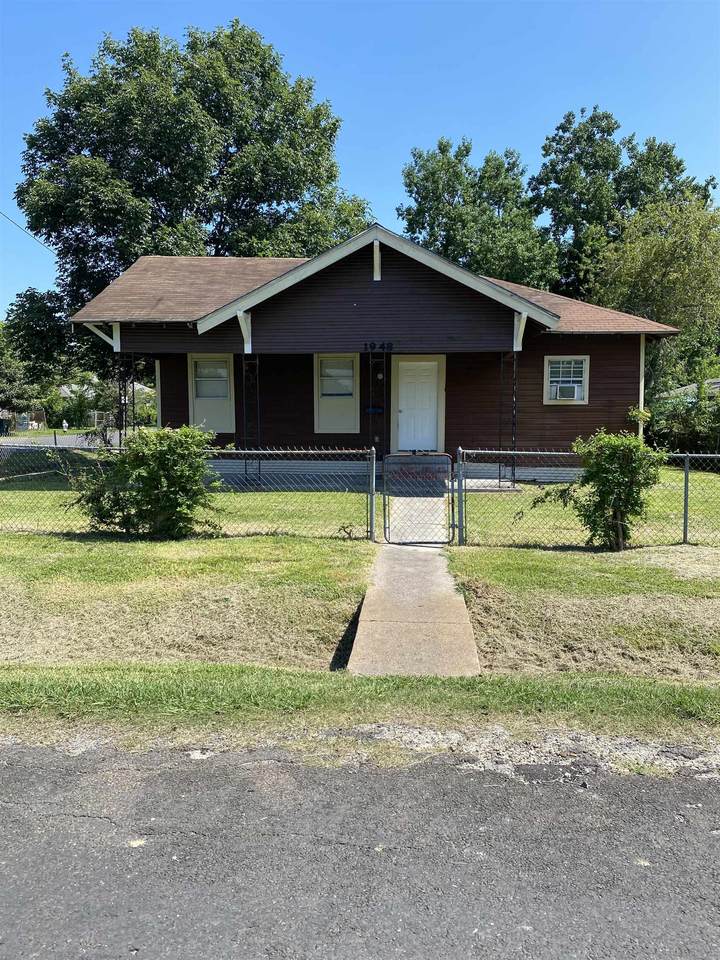 1948 11th Street - Photo 1