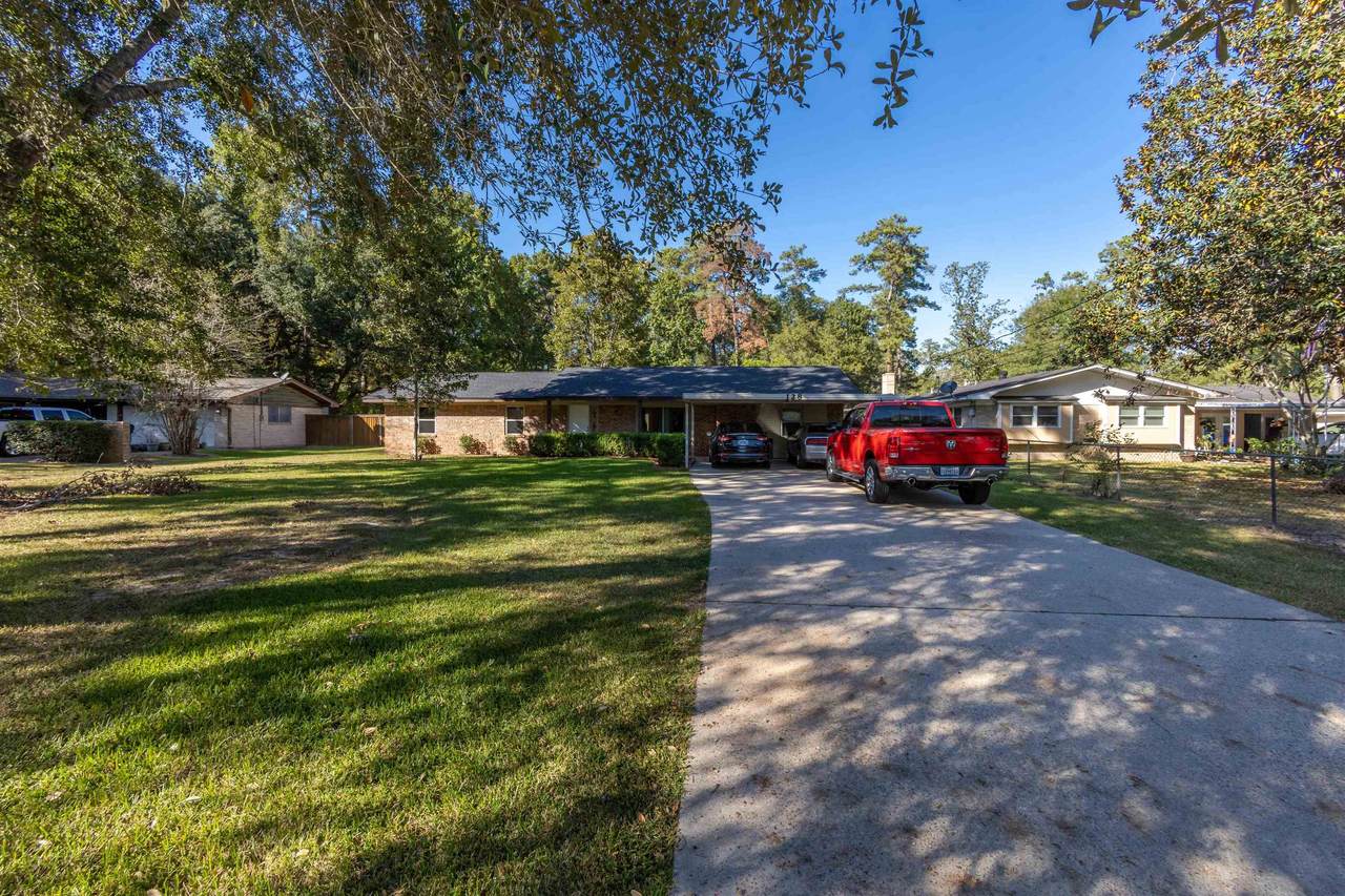 128 Lindsey - Photo 1