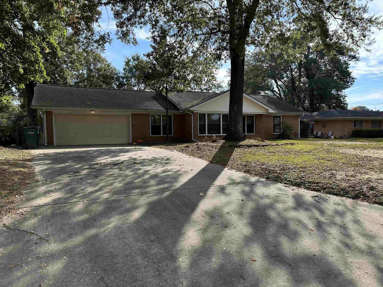 990 21st - Photo 1