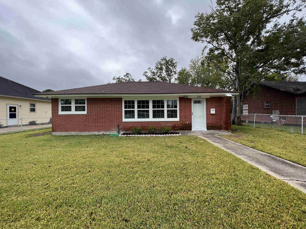 5370 Sunset - Photo 1
