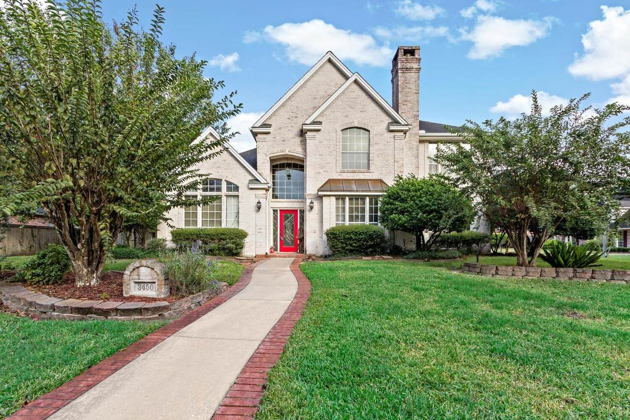 3450 Briar Way - Photo 1