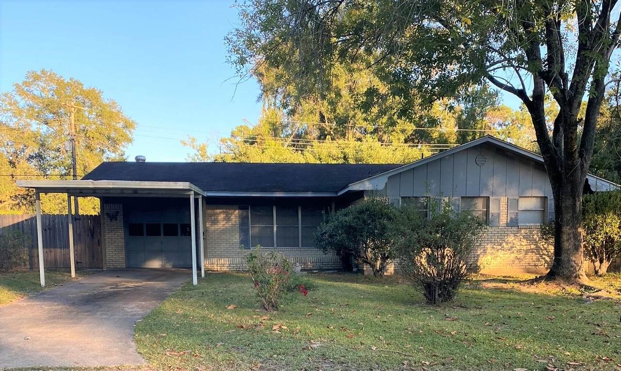 1120 N 2nd - Photo 1