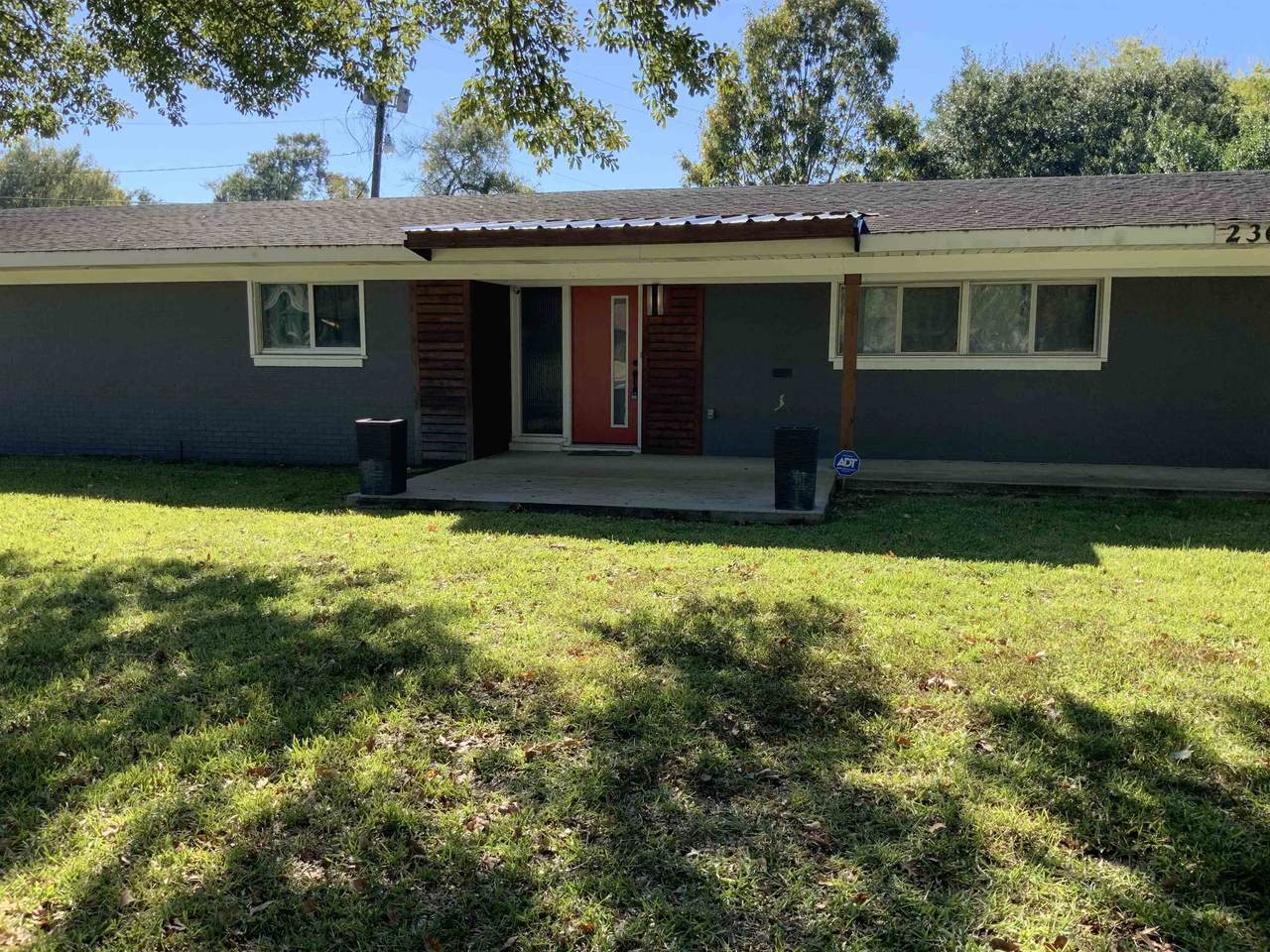 230 Caldwood - Photo 1