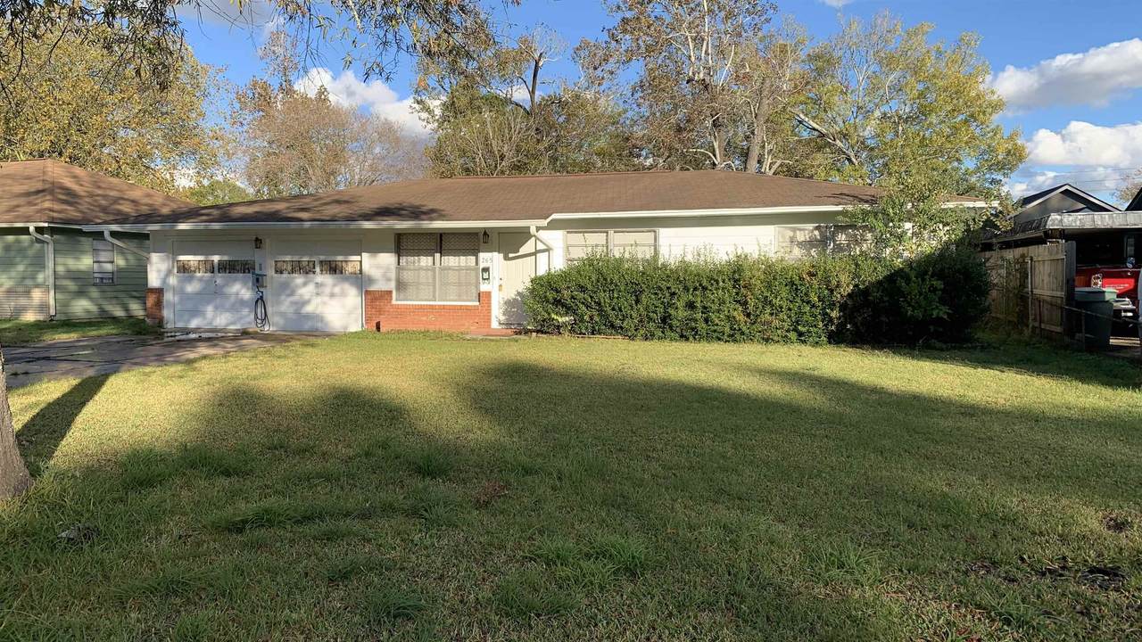 265 Berkshire Ln. - Photo 1