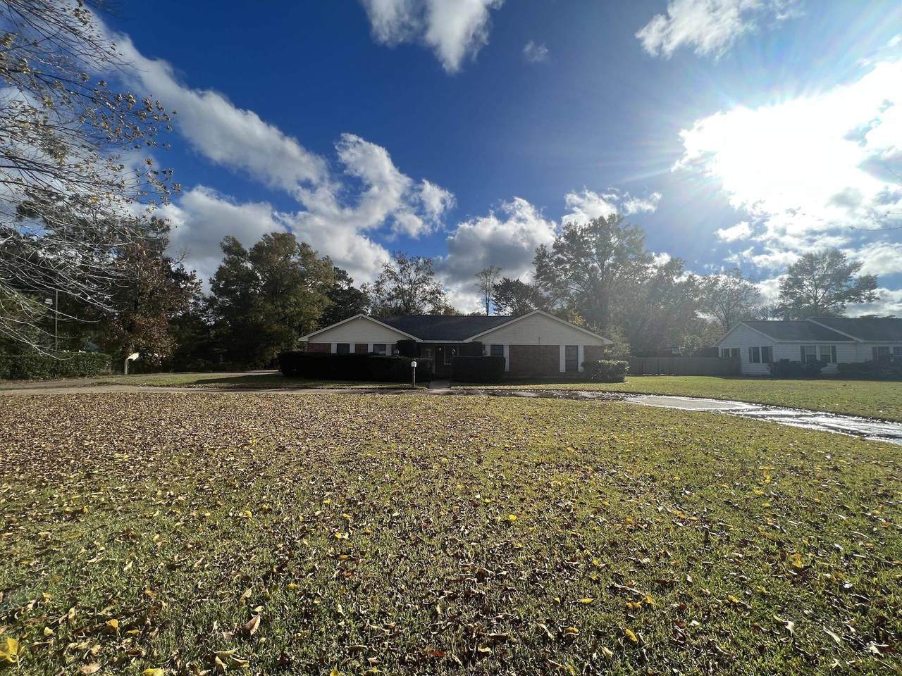 250 Orange St - Photo 1