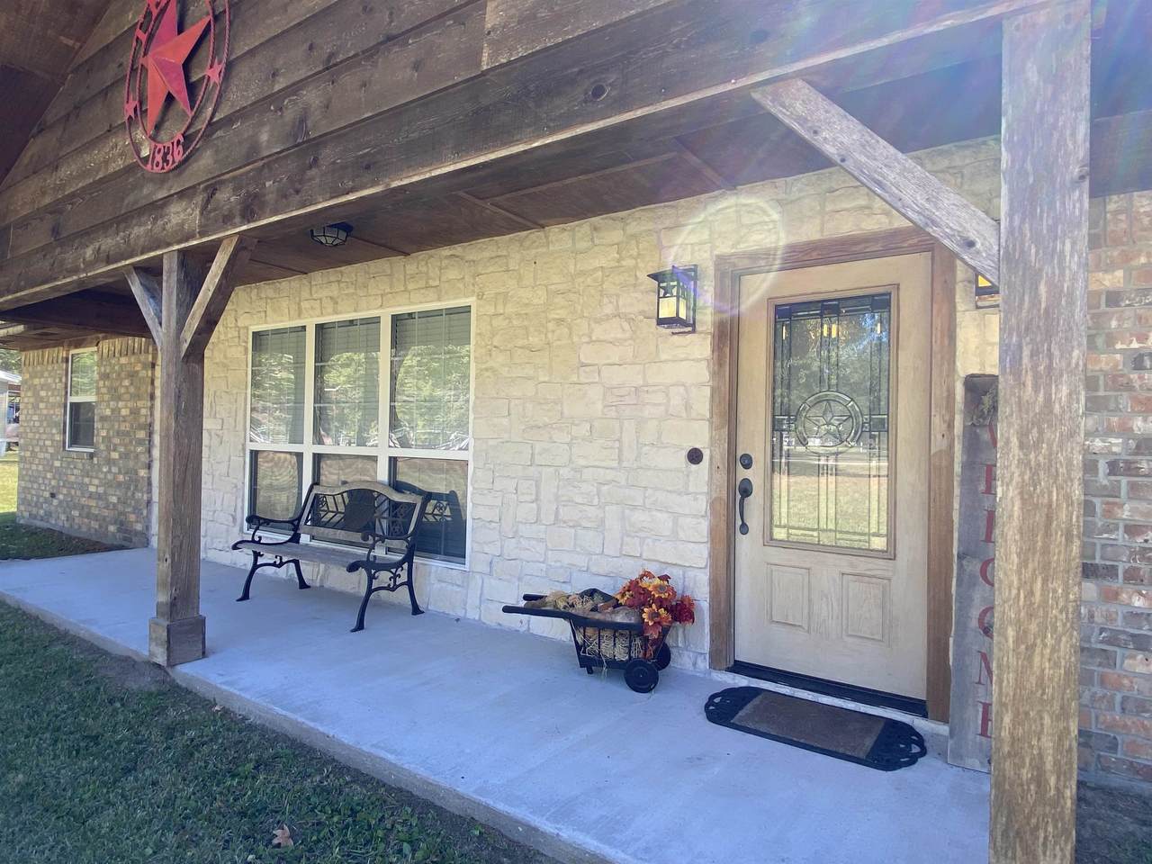 9087 Hickory Bend Dr - Photo 1