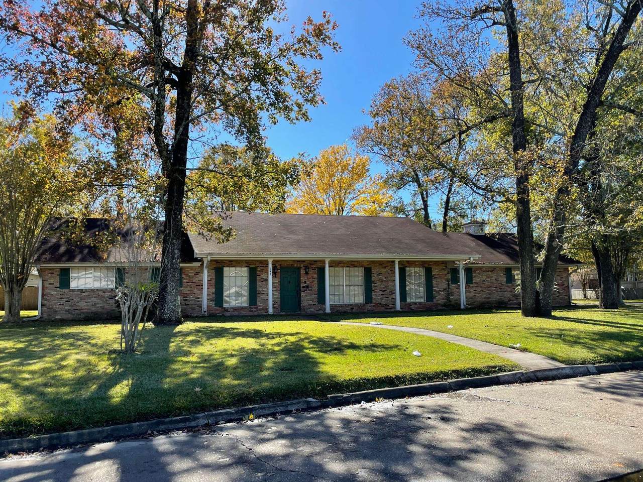 146 Stratton Ln. - Photo 1