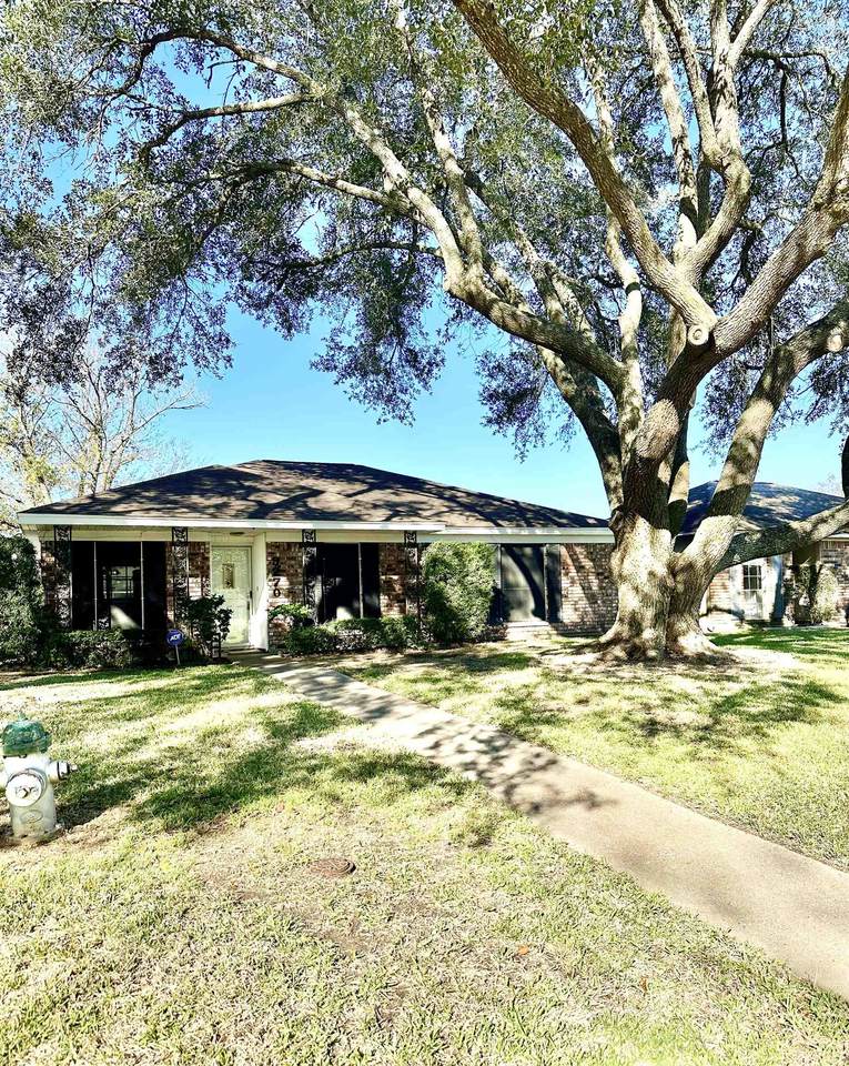 9270 Landis - Photo 1