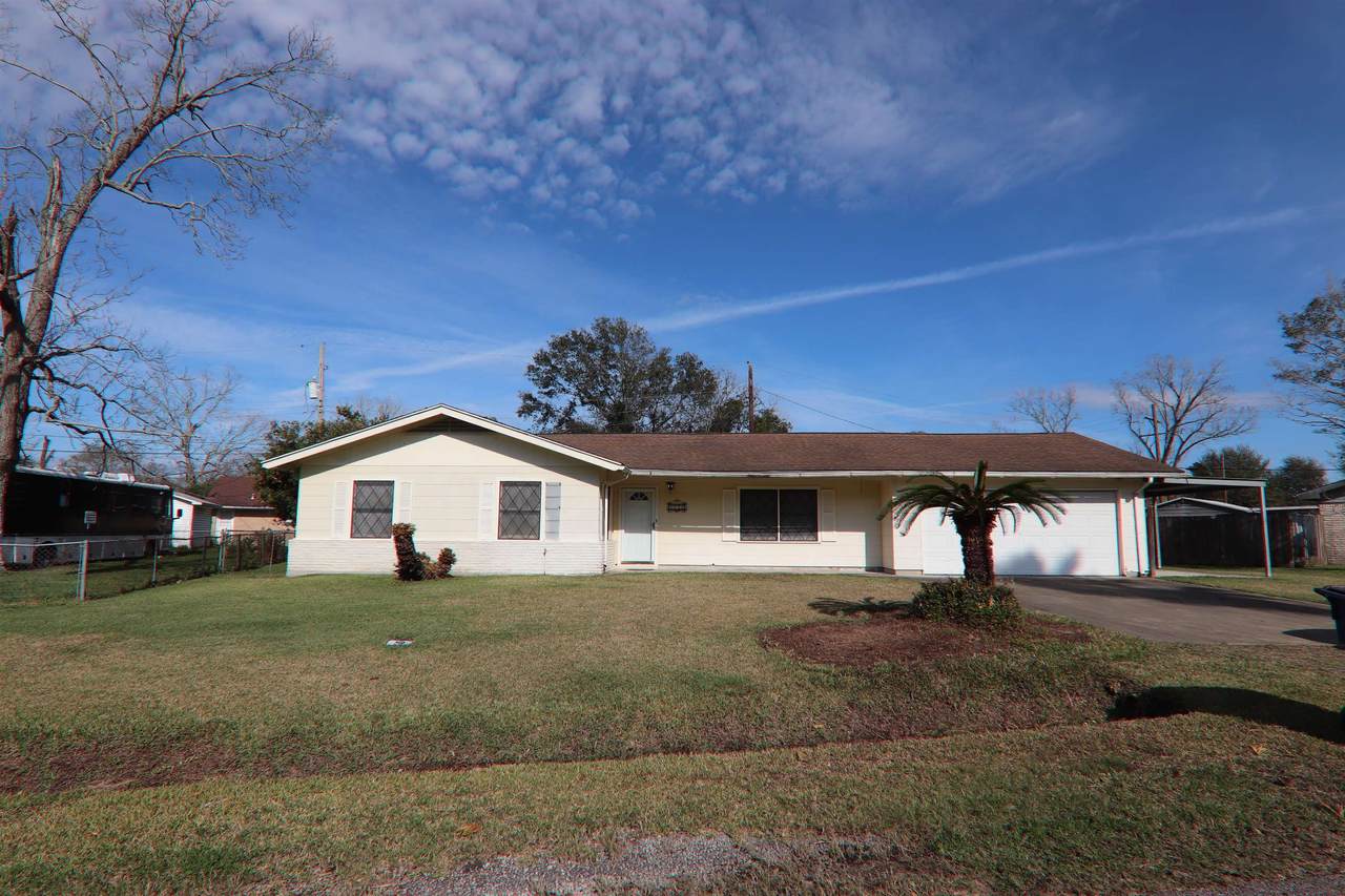 2410 Bradford - Photo 1
