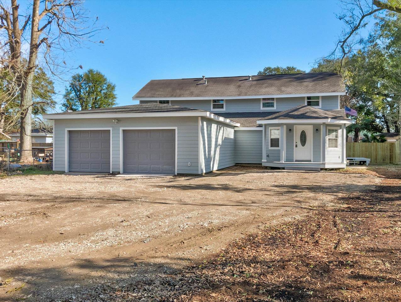 113 6th Ave - Photo 1
